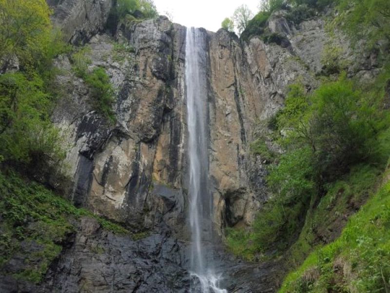 بلندترین آبشار های ایران را بشناسید