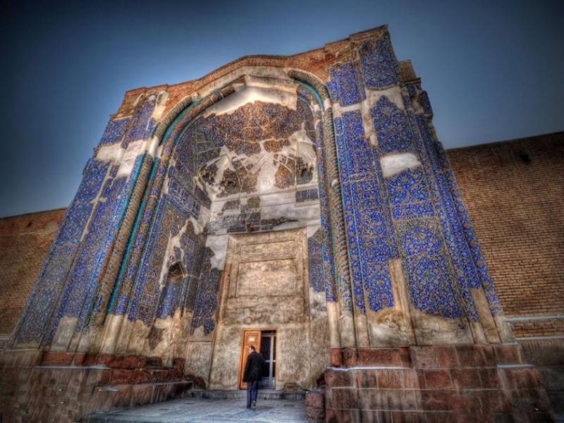 مسجد کبود نگین فیروزه ای اسلام